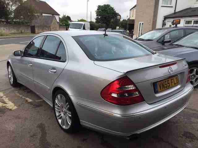 Mercedes-Benz E320 3.0TD 7G-Tronic 2005MY CDI Sport