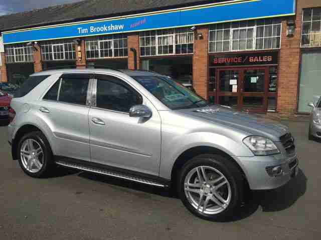 Mercedes Benz ML320 3.0TD CDI 7 G Tronic SE, 8 S Stamps, Silver