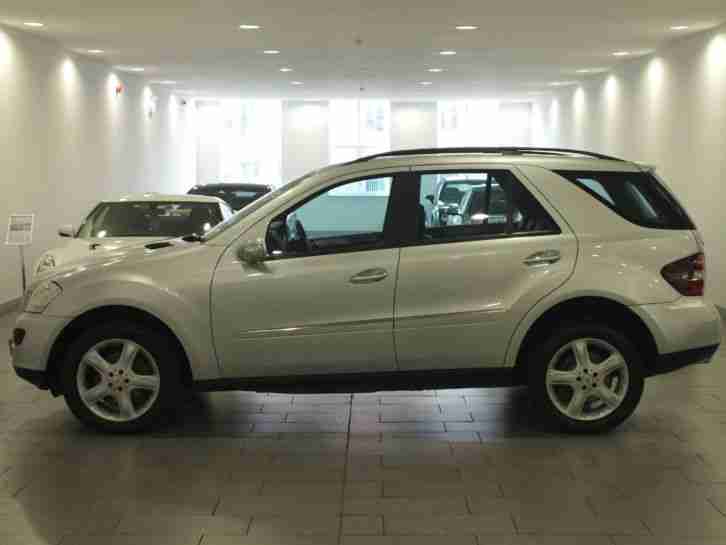 Mercedes-Benz ML320 3.0TD CDI 7 G-Tronic Sport