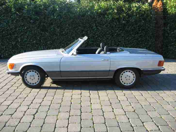 Mercedes SL 500. Lancia car from United Kingdom