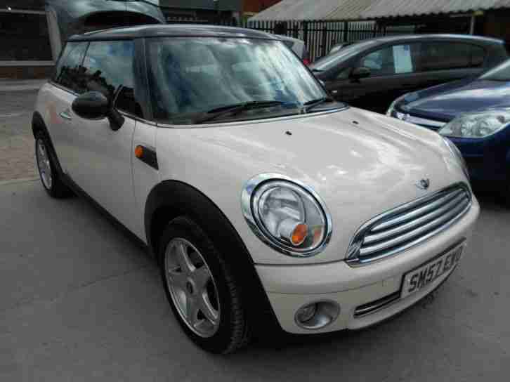 Mini 1.6 Cooper Chilli Pack 2007 57