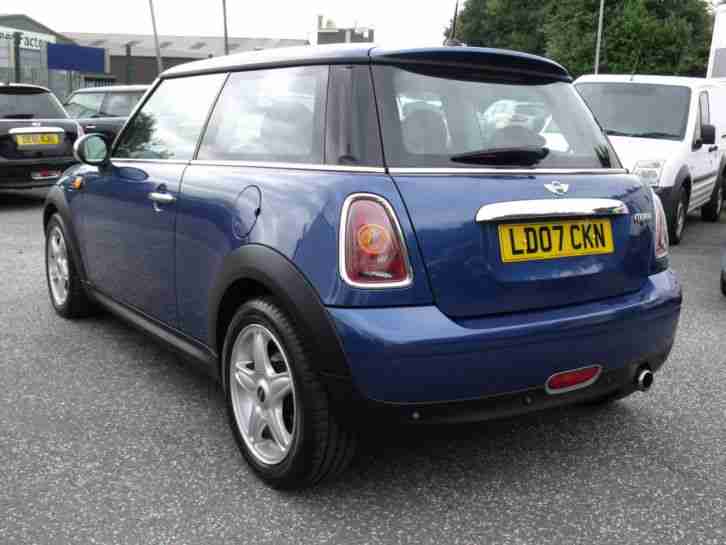 Mini 1.6 Cooper in Lightning Blue, Panoramic Roof, Chrome Exterior Pack.
