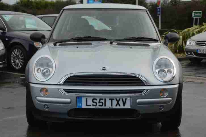Mini 1.6 One *LOW INSURANCE*