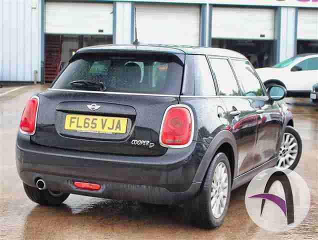 Mini Cooper 1.5 D 5dr Chili/Media XL Pack