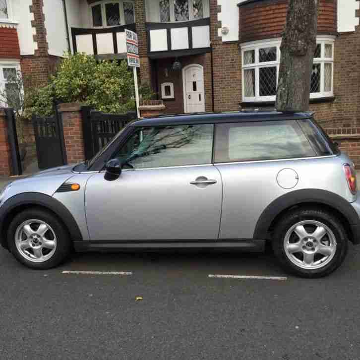 Mini Cooper 1.6 1 lady owner and driver. OFFERS WELCOME