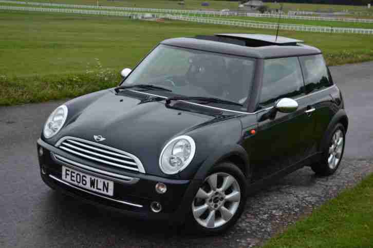 Mini Cooper 1.6 Chili Pack, Panoramic Roof, 16" Alloys, Chrome Line Exterior