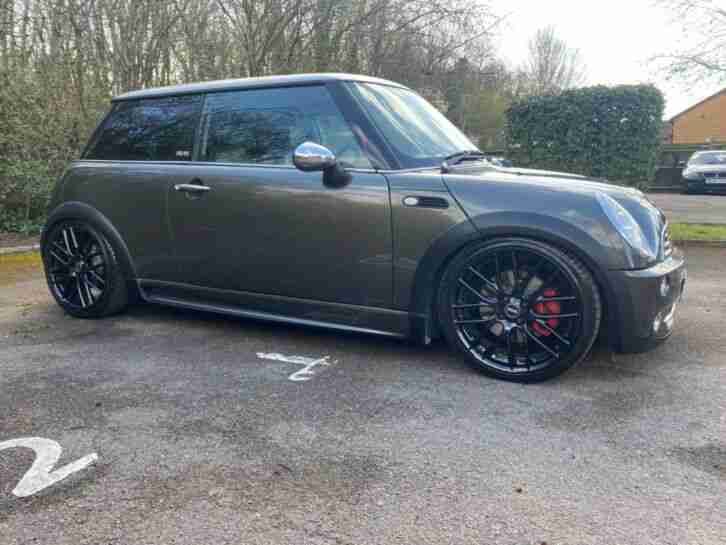 Mini Cooper JCW R53 2006