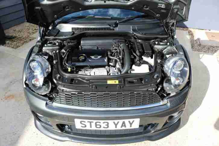 Mini Cooper S Sports Chilli 2013 (Fully Loaded With Over 7k Worth Of Extras)