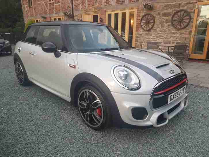 Mini John Cooper Works, 3dr Hatch, Auto, MASSIVE SPEC (incl JCW Pro Exhaust)