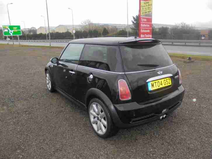 Mini Mini 1.6 Cooper S hot hatch,