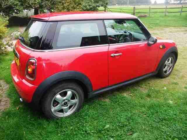 Mini One 2007, 1.4L. Pepper pack. Long M.O.T - Reasonable offers considered.