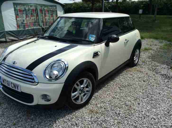 Mini one / car / ford / fiesta / Corsa