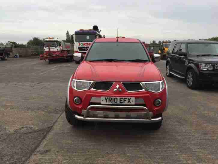 Mitisubishi l200 animal. Mitsubishi car from United Kingdom