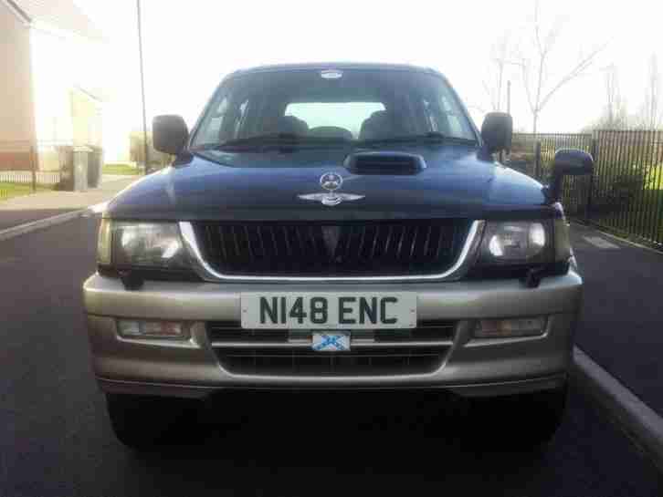 Mitsubishi Challenger 2.8 DIESEL *** WINTER READY 4X4 ***