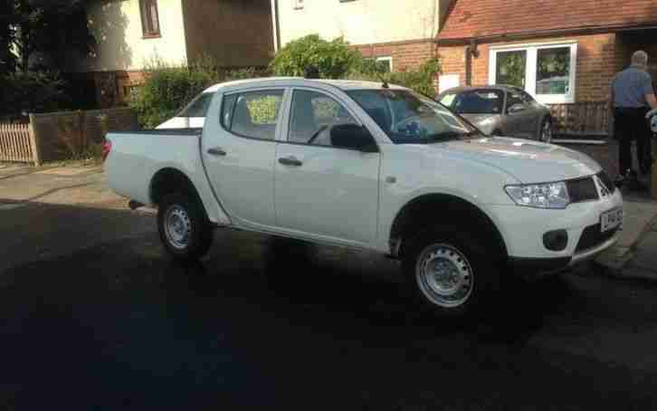 Mitsubishi L200 2.5 DI-D 4Life 4dr 2014