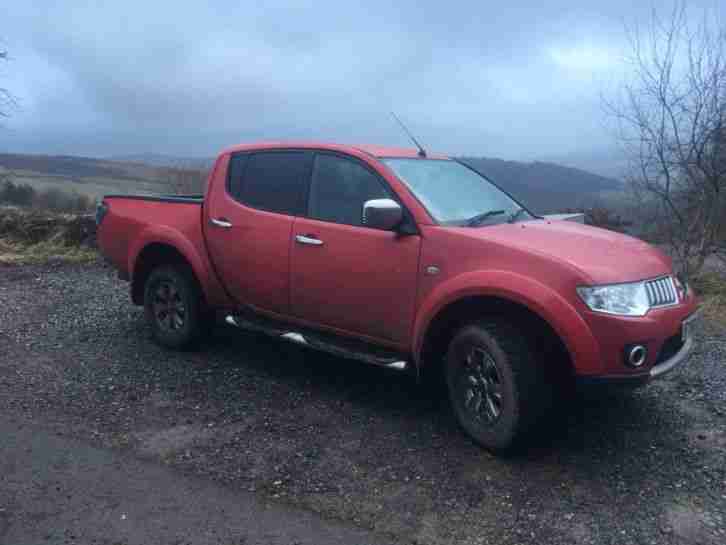 Mitsubishi L200 BARBARIAN 2.5 Di D Twin Cab In Red