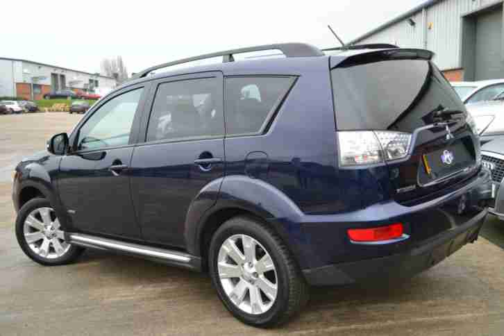 Mitsubishi Outlander 2.2DI-D Diesel (7st) GX4 Satellite Navigation & Sunroof