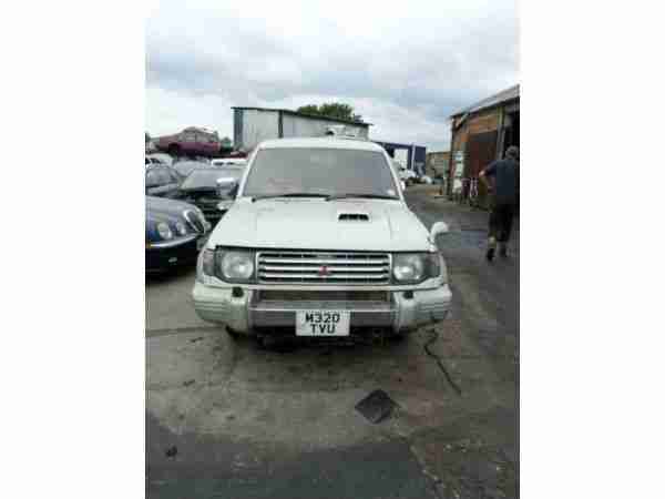 Mitsubishi PAJERO 2.8 BREAKING FOR SPARES AND REPAIRS