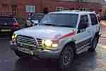 Pajero 2.8 Diesel in White , Auto