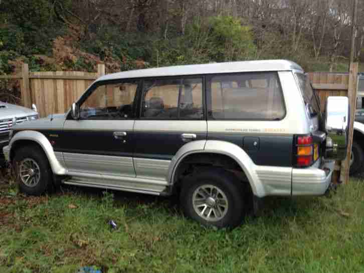 Mitsubishi Pajeros X2 2800 diesel spares or repair