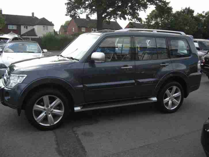 Mitsubishi Shogun 3.2 Automatic Grey 7 Seater 7 Service Stamps