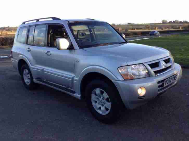 Mitsubishi Shogun Elegance Lwb di-D Clean & Mega low miles DIESEL 2003/52