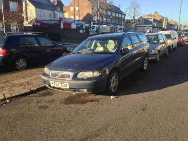 NEEDS ATTENTION 2002 VOLVO V70 D5 SE AUTO BLUE
