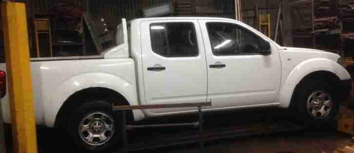 NISSAN NAVARA TEKNA 2.5DCI