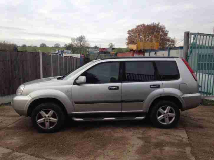 NISSAN X-TRAIL SE NON RUNNER SPARES OR REPAIR 2004