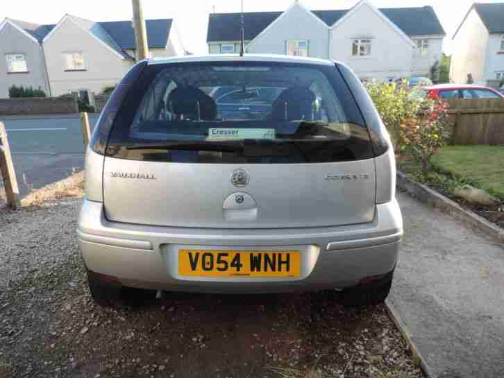 **NO RESERVE**2004 VAUXHALL CORSA DESIGN 16V SILVER BRAND NEW MOT (04/09/2016)