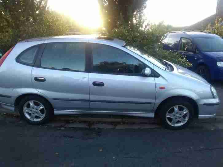 Almera Tino 05 Plate, Silver, petrol