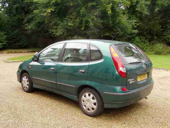 Nissan Almera Tino 1.8 SE px to clear !