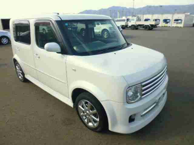 Nissan Cube (Cubic) Rider, 7 Seater !!