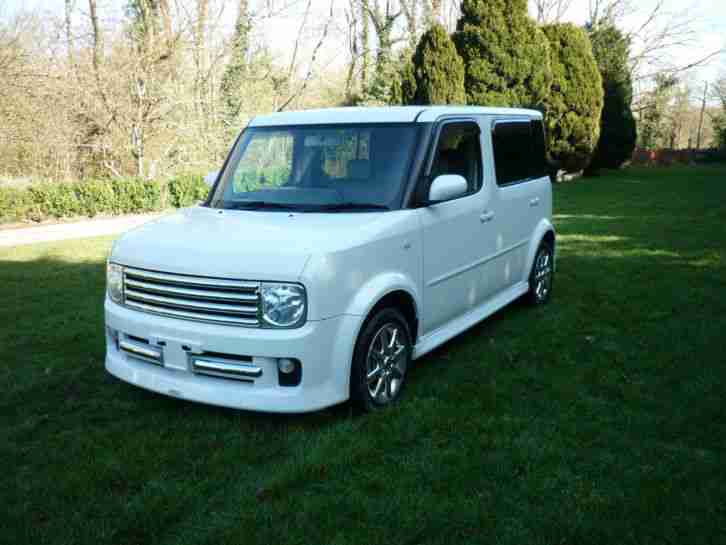 Nissan Cube (Cubic) Rider, 7 Seater !!, Cheap road tax £145
