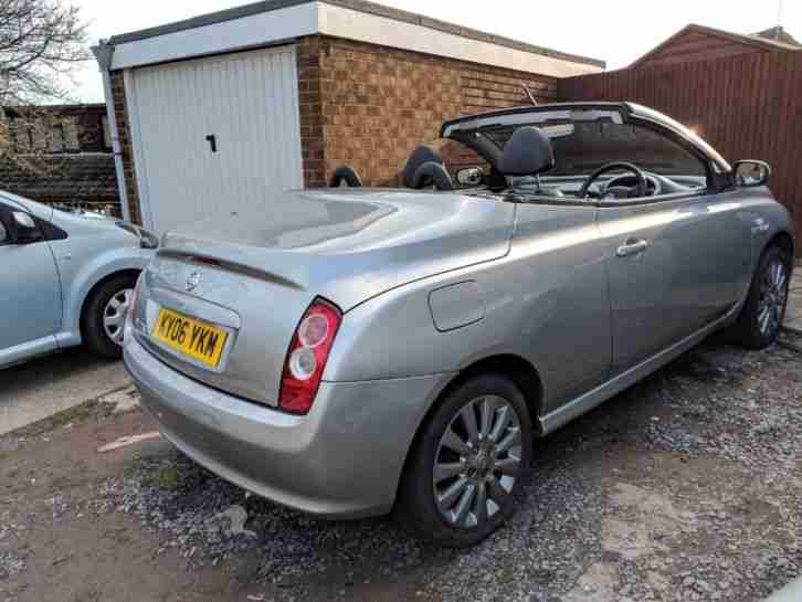 Nissan Micra convertible CC essenza glass roof top spec