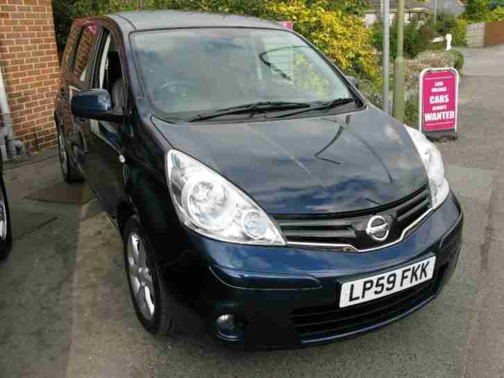Nissan Note 1.6 16v Tekna Hatchback 5d 1597cc auto