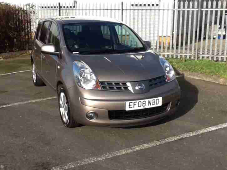 Nissan Note Tekna 1.6 Automatic
