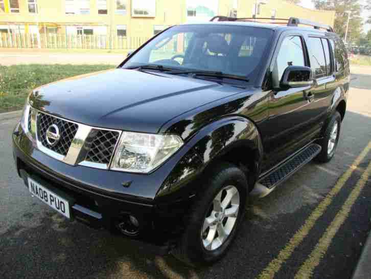 Nissan Pathfinder 2.5dCi 171