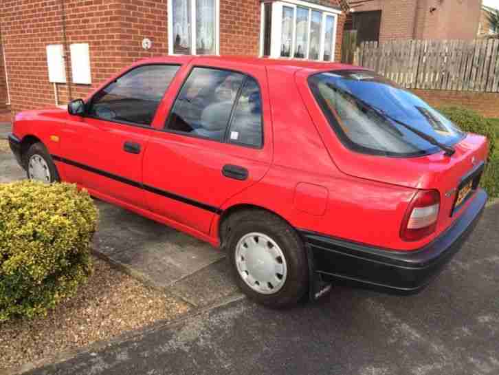 Nissan Sunny LX