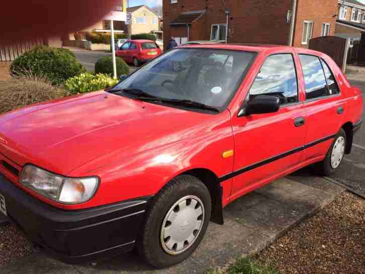 Nissan Sunny LX