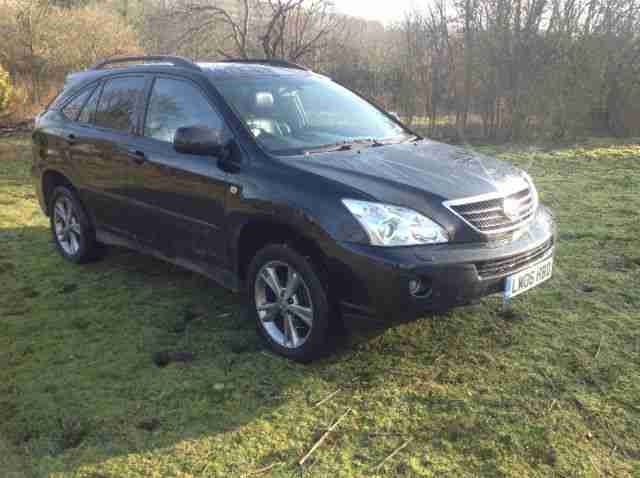 ONE OWNER 2006 LEXUS RX400 H SE-L with full specification including rear DVD