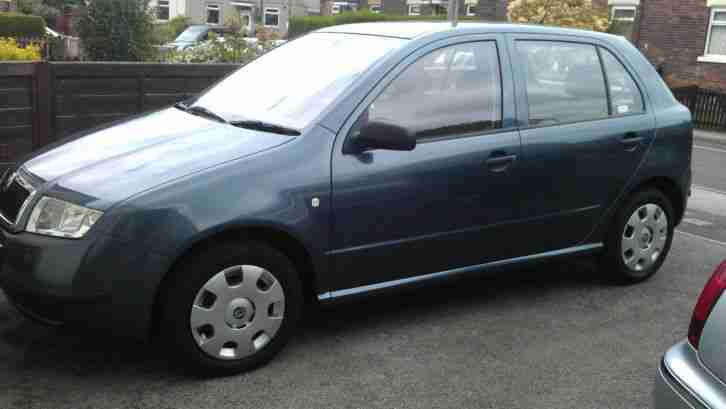 ONLY 25,000 miles 2004 FABIA CLASSIC