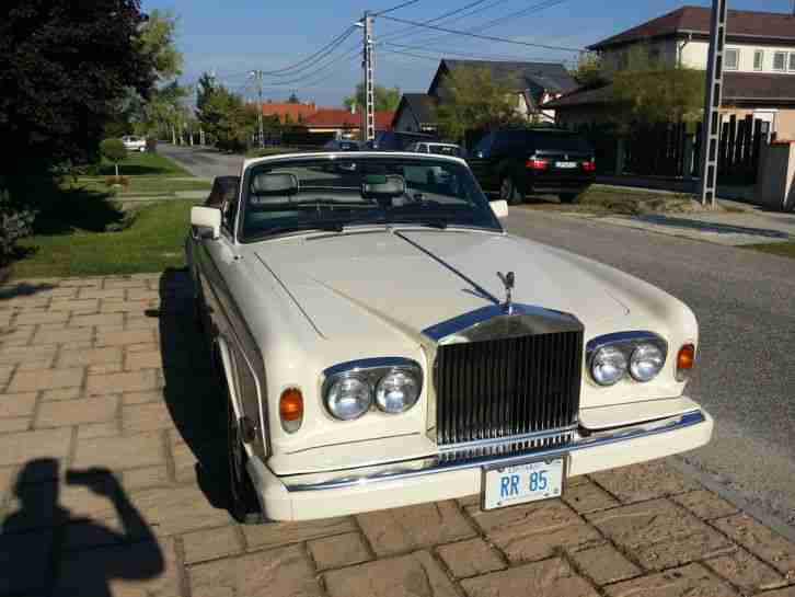Offer Rolls Royce Corniche Cabriolet