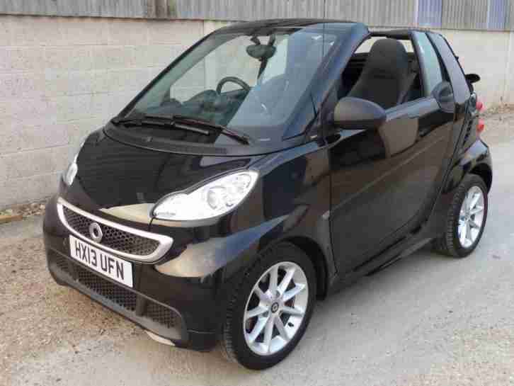 PASSION CABRIOLET WITH POWER STEERING 1 LADY OWNER LOW MILEAGE SERVICE HISTORY