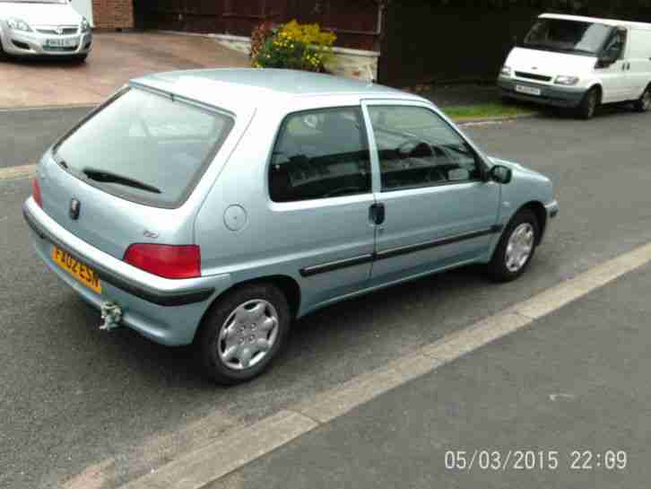 PEUGEOT 106 INDEPENDENCE SILVER 2002