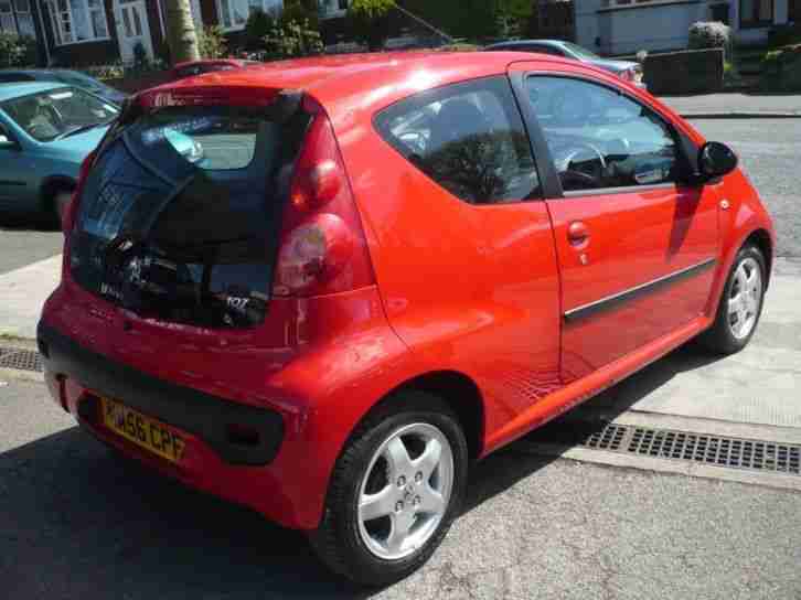 PEUGEOT 107 1.0 URBAN 3/DR 2007 Petrol Manual in Red