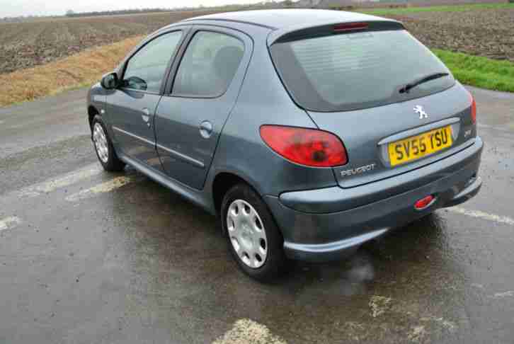 PEUGEOT 206 1.4 8V ZEST 3 LATE 2005 55 PLATE AIR/CON CD PLAYER