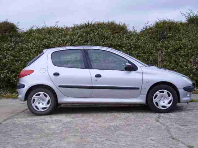 PEUGEOT 206 LX HDI 5 DOOR HATCH 2003 '03 SILVER FSH LOW MILEAGE 69,500
