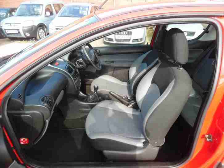 PEUGEOT 206 ZEST 1.1 PETROL LOW MILAGE 3 DOOR HATCHBACK