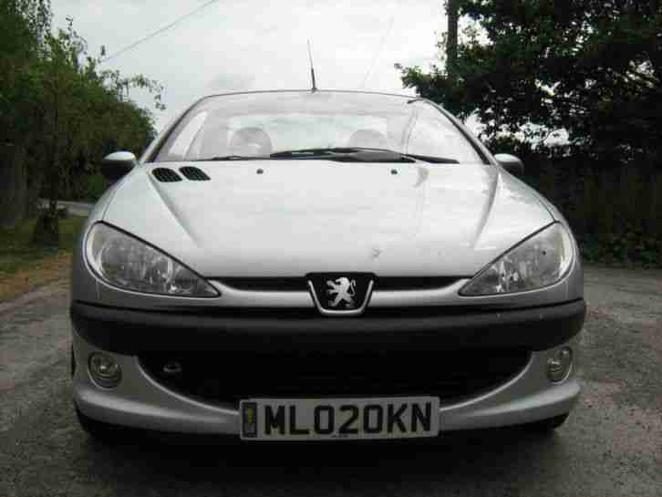 PEUGEOT 206CC 2.0 16V MOT AND TAX DRIVES GREAT, LOVELY SUMMER CAR
